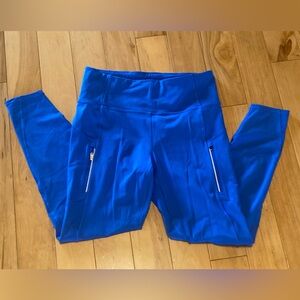 Pretty blue Athleta crops